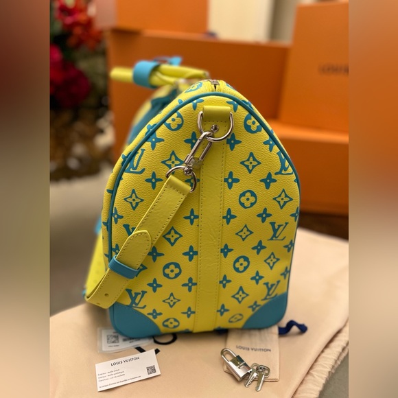 Louis Vuitton Keepall B 50 M21869 💯% Authentic Yellow/Turquoise DuffleBag - Picture 7 of 16